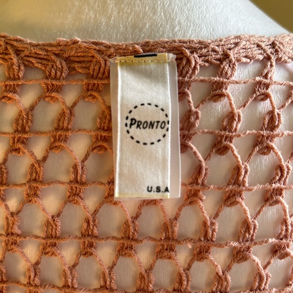 NWOT - Pink Crochet Vest - One Size Fits Most but would fit Small best - Picture 9 of 10